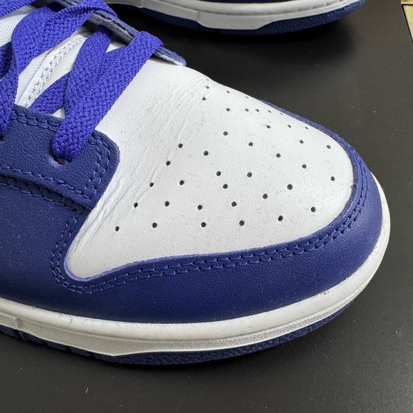 Nike Men's Royal Blue and White Dunks - Picture 3 of 3
